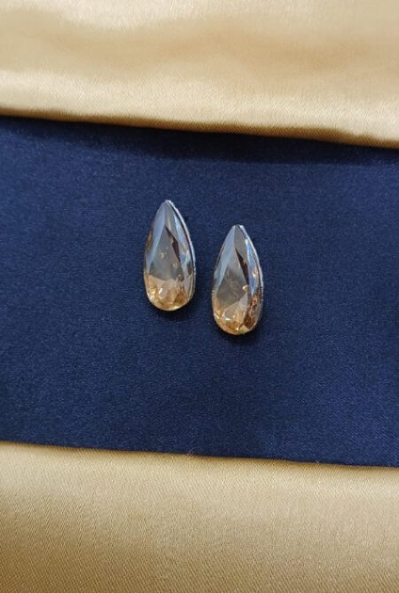 glass stone studs