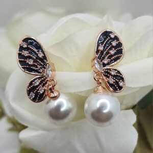 Butterfly With pearl...