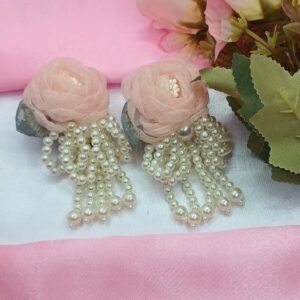 net and pearl earring