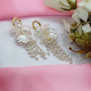 flower pearl earring