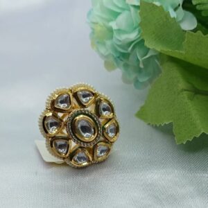 golden kundan ring